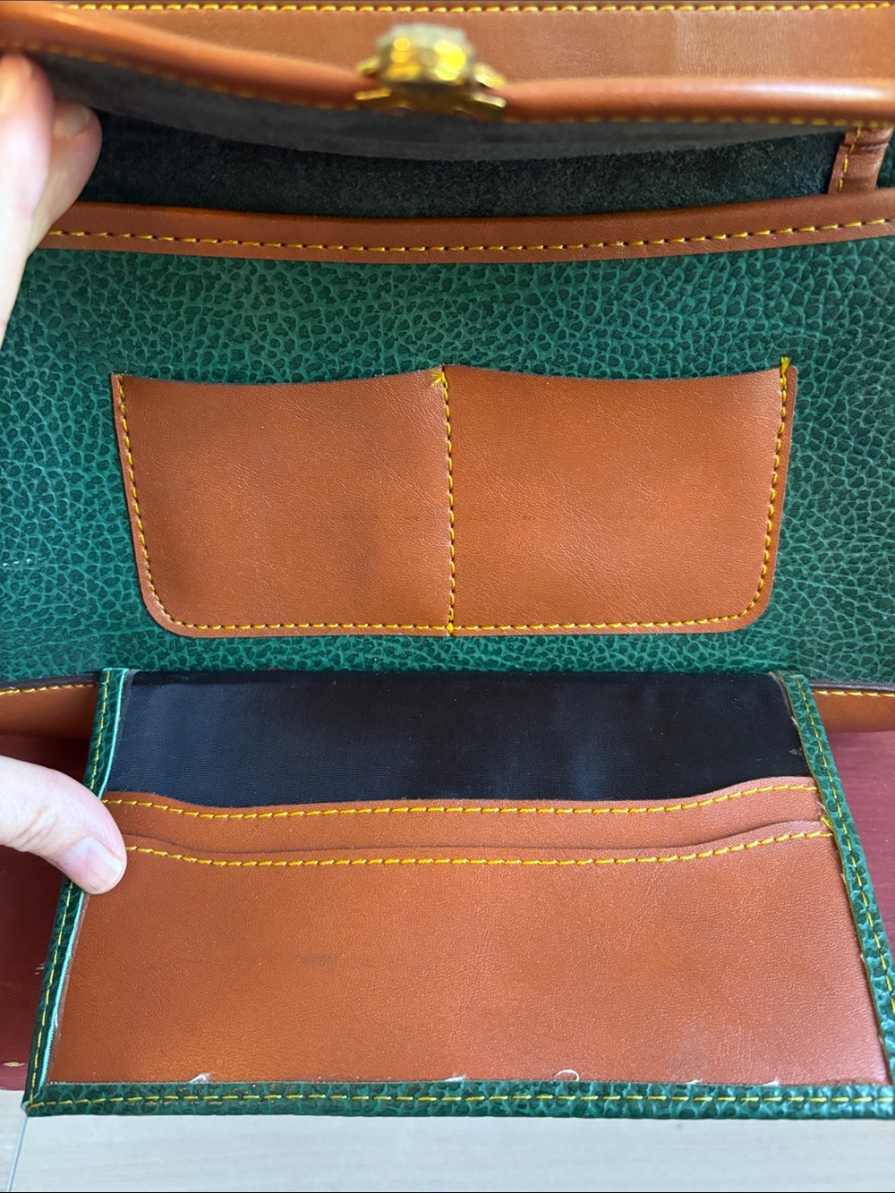 Dooney & Bourke Green and Tan Leather Satchel Shoulder crossbody Bag - Picture 5 of 15